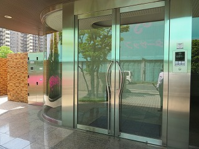 フローリッシュ北田のエントランス