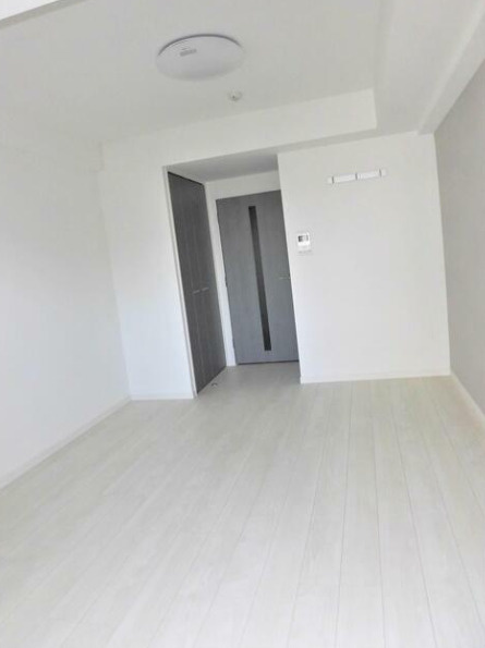 スカイコートグレイス調布の居間・リビング|※別号室の参考写真です