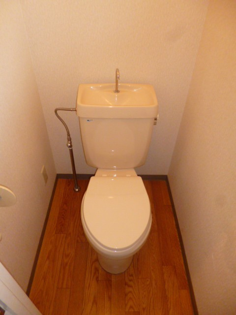 エスポワールハイツ【キャッシュバック対象物件】のトイレ|シンプルで使いやすいトイレです