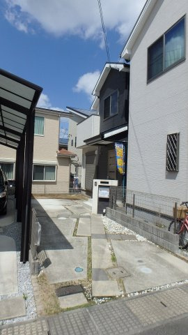 大阪狭山市茱萸木3丁目戸建ての駐車場