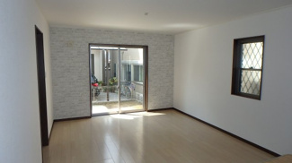 【居間・リビング】 | 大阪狭山市茱萸木3丁目戸建て