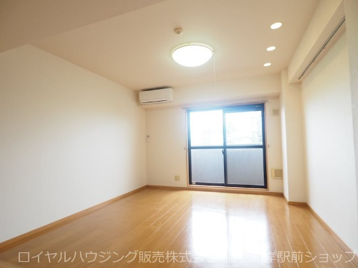南西向きの明るいお部屋です。
