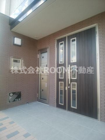 グランドヴィラのエントランス|ゆとりのあるエントランスです