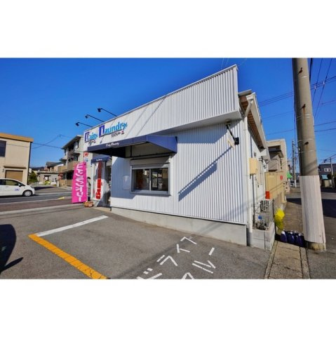 岐阜市加納花ノ木町の店舗一部の外観