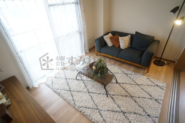 メゾンドール荒牧の居間・リビング