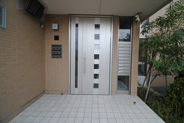 グランドゥールステラの玄関