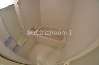 【浴室】 | 旧プライムアーバン松屋町 | 日々の疲れを癒すお風呂付です
反転
