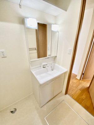 【独立洗面台】 | シャーメゾン紀三井寺Ⅱ