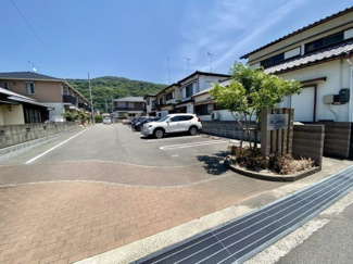 【駐車場】