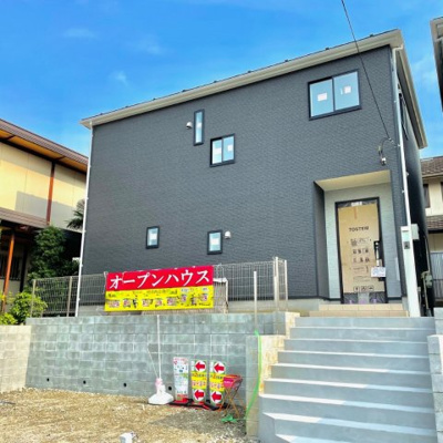 【外観】 | 成田市橋賀台2号棟 | 祝完成　即日内覧も可能です。お気軽にお問合せ下さい。