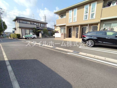 【駐車場】 | ラ・ファミーユⅡ