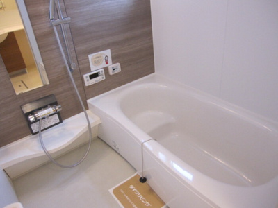 【浴室】 | ラ・ファミーユⅡ