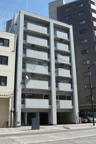 アップル比治山の外観