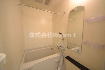 【浴室】 | プレサンス天満橋ヴェルエラ | 日々の疲れを癒すお風呂付です