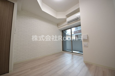 【洋室】 | プレサンス天満橋ヴェルエラ | 個人の部屋や寝室として使える洋室です