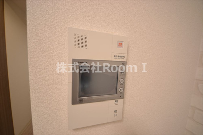 【セキュリティ】 | プレサンス天満橋ヴェルエラ | モニター付インターフォンです。