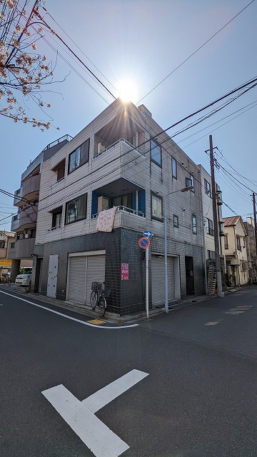 橋場１丁目店舗付２世帯住宅の外観