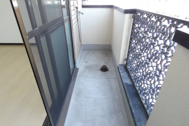 【バルコニー】 | グランドオーク参番館