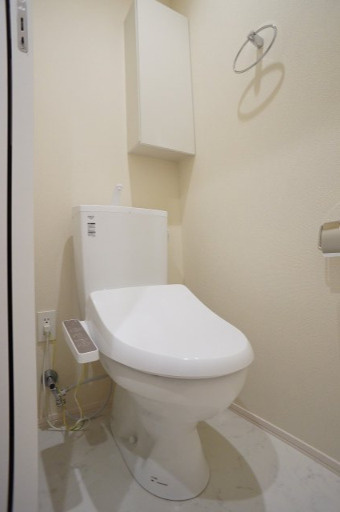 【トイレ】 | エクレールコート | 暖房洗浄便座付きトイレです