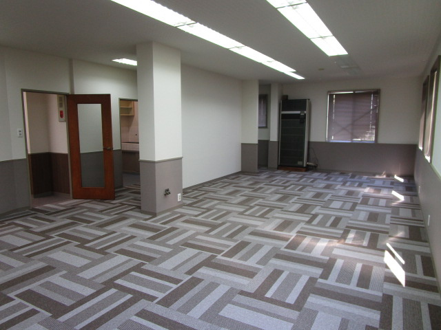 十三ビルの内装