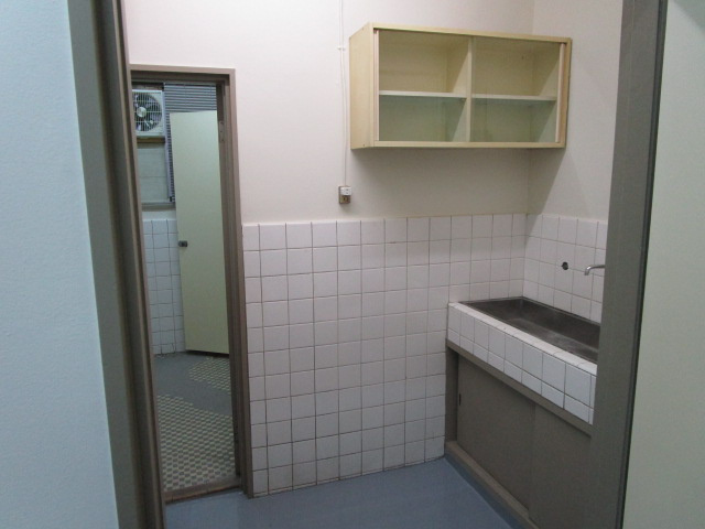 十三ビルの洗面所