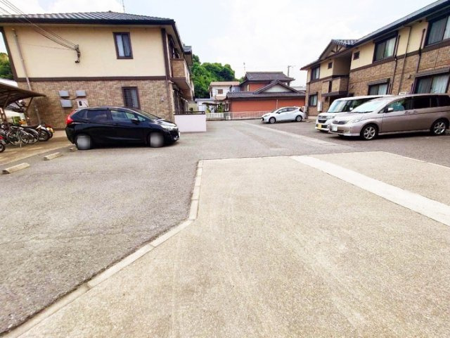 グレイス藤並 A棟の駐車場