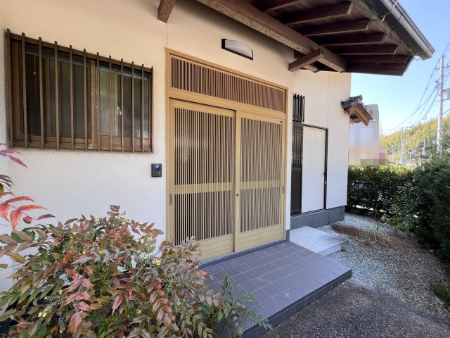 【玄関】 | 南国市緑ケ丘2丁目