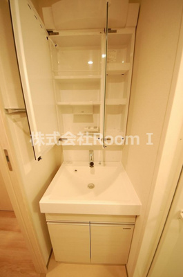 【独立洗面台】 | ララプレイス大手通LD | 独立洗面台で身支度をすべて済ませてしまいましょう