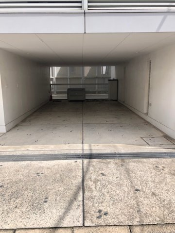 渋谷区幡ヶ谷１丁目の事務所の駐車場