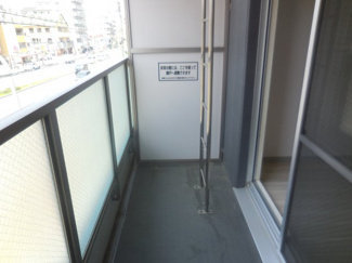 【バルコニー】