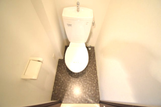 【トイレ】 | プレサンス神戸プレシャス | 清潔感のあるトイレです。