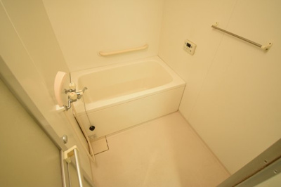 【浴室】 | レノバール神戸