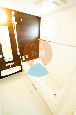 【浴室】 | リベルテB | 落ち着いた空間のお風呂です