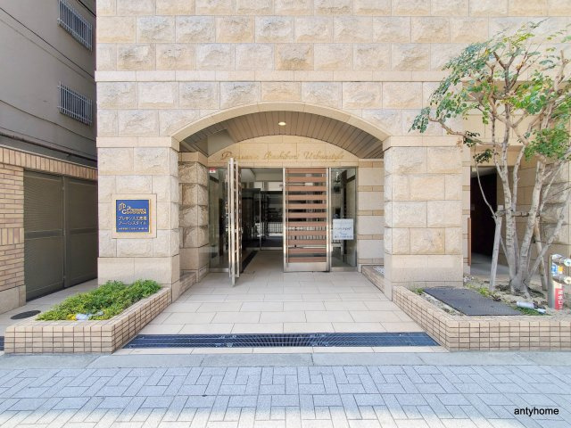 プレサンス立売堀アーバンスタイル　仲介手数料無料のエントランス