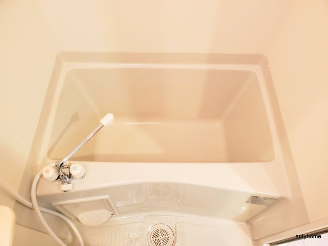 プレサンス立売堀アーバンスタイル　仲介手数料無料の浴室