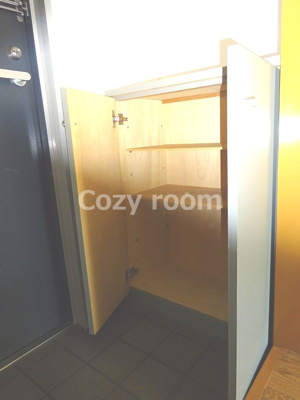 【収納】 | ライブステーション江坂 | シューズボックスも便利です