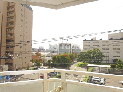 【バルコニー】 | ライブステーション江坂 | 展望良好です