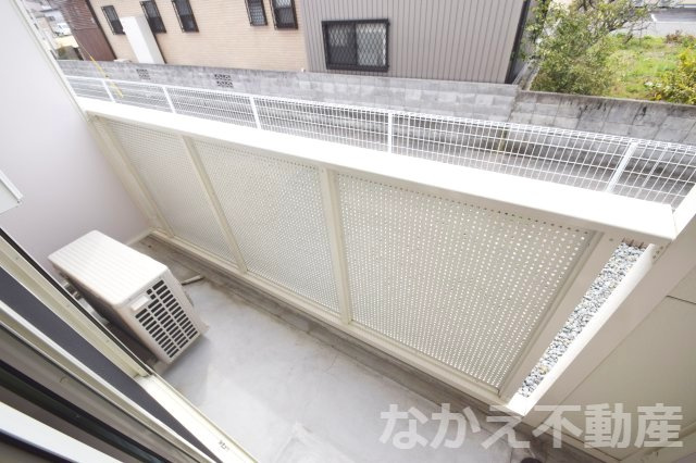 【バルコニー】 | 開放的で明るい空間を演出してくれるバルコニーです