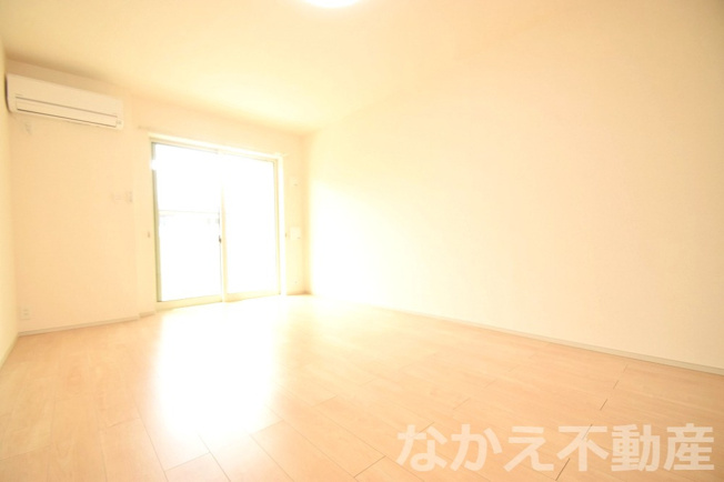 【寝室】 | 使い勝手のいい寝室です