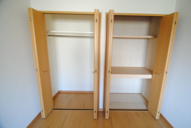 キャッスルコートの収納|内装イメージ：同物件別室