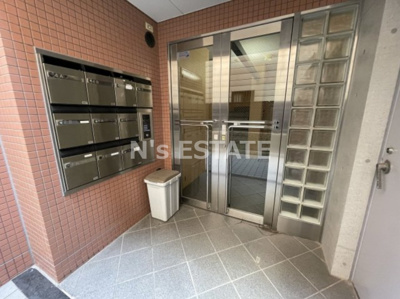 【エントランス】 | ホップス板宿