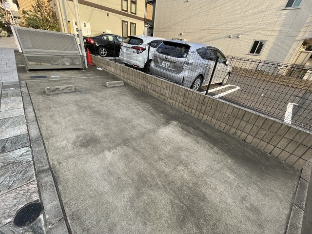 サザンクロスの駐車場