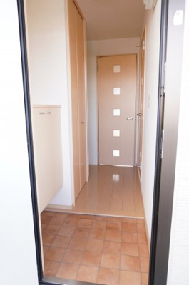 【玄関】 | クレ ドゥ リュヌ