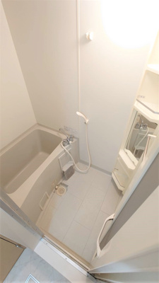 【浴室】 | クレ ドゥ リュヌ