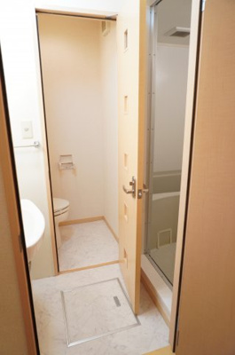 【洗面所】 | クレ ドゥ リュヌ