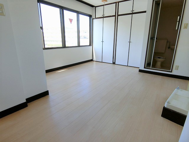 クロノス拝島町Southの居間・リビング