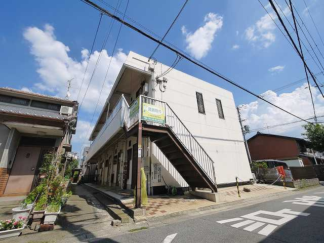 春日ハイツ（肘塚町）の外観|きれいな外観です。