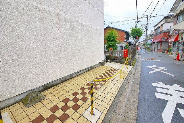 春日ハイツ（肘塚町）のその他共用部分|静かな住宅地です。