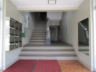 【エントランス】