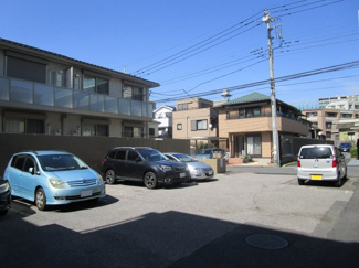 【駐車場】
